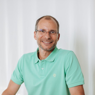 Dr. Mag. Ronald Ecker Dr. Mag. Ronald Ecker